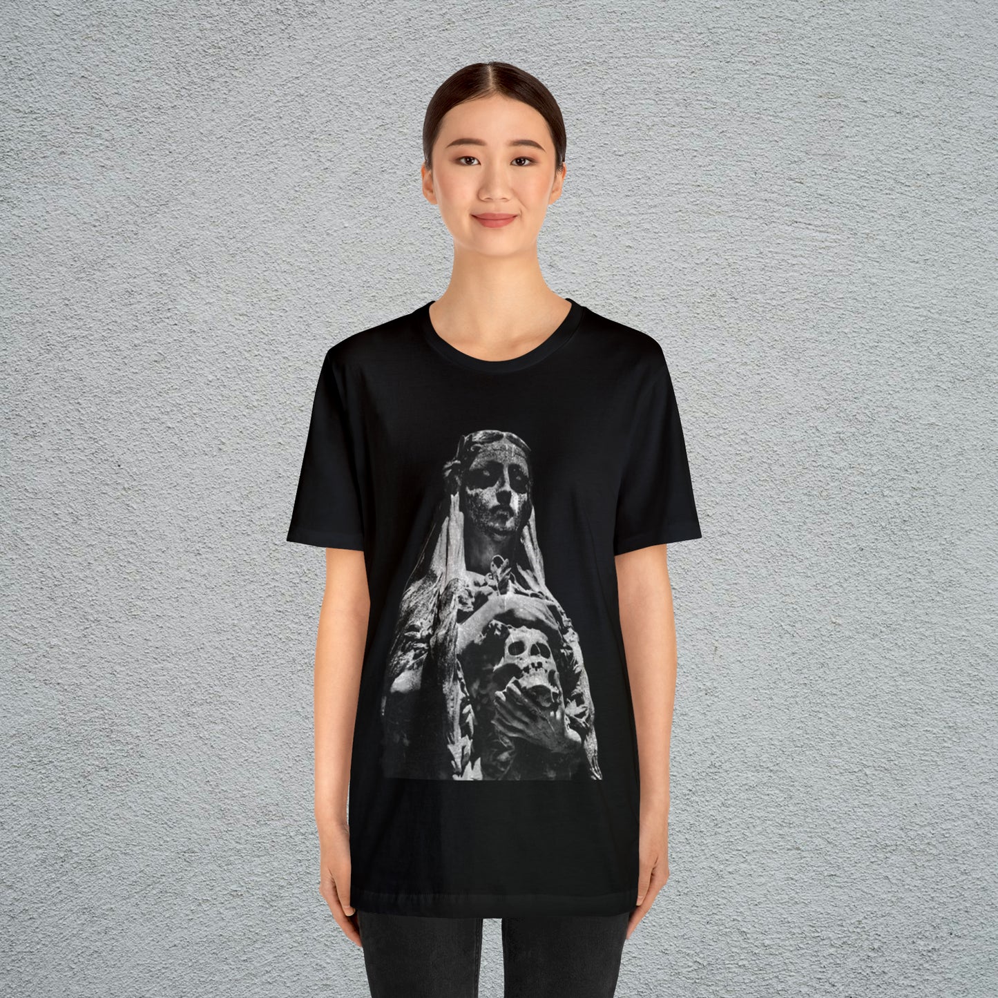 Stunning Greek Art Inspired T-shirt - Embrace the Timeless Beauty